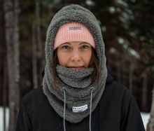 Charger l'image dans la galerie, BONNET BABY PINK - DOUBLÉ FLEECE